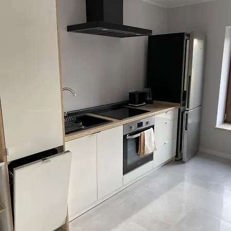 Apartament Z Widokiem Na Pole Ruda Slaska Exterior photo